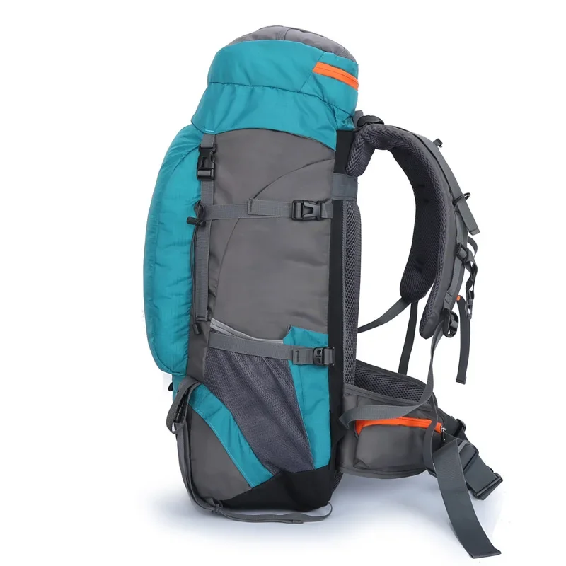 Plecak turystyczny o dużej poj – Lightweight Backpack 65L recenzja i cena